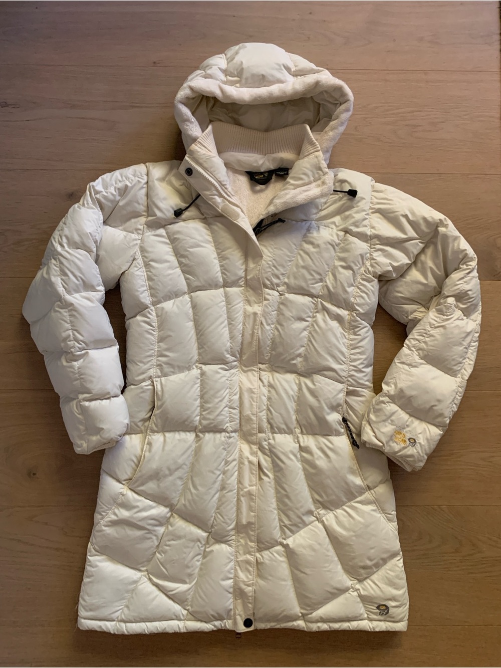 Mountain Hardwear Downtown Down Coat Women’s M Insulated Hooded Winter Parka